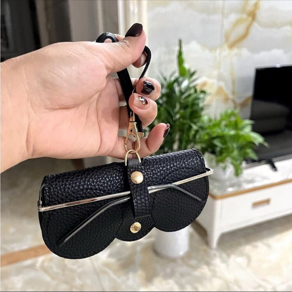 Litchi Black Embossed Leather Sunglasses Case NEW 🏷️